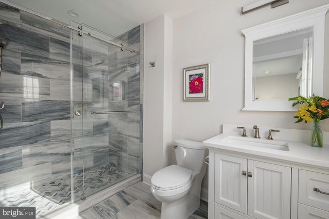 45 BUCKINGHAM AVE, Harvey Cedars, NJ 08008