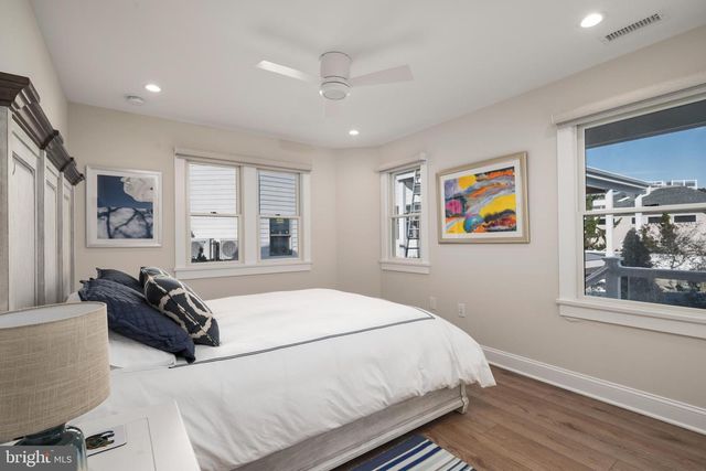 45 BUCKINGHAM AVE, Harvey Cedars, NJ 08008