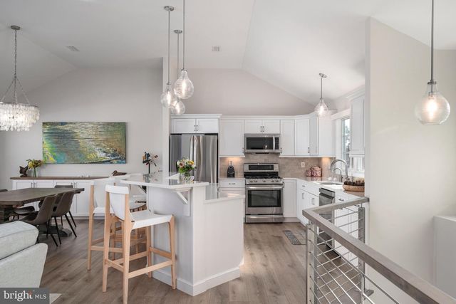 45 BUCKINGHAM AVE, Harvey Cedars, NJ 08008