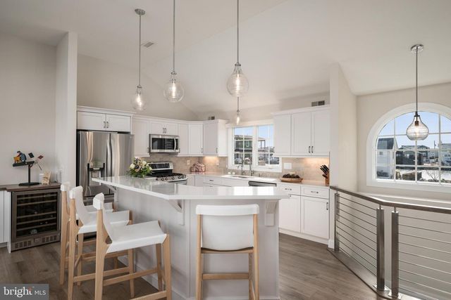 45 BUCKINGHAM AVE, Harvey Cedars, NJ 08008