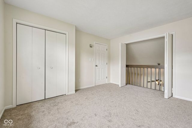525 Paradise Way E C, Greenwood, IN 46143