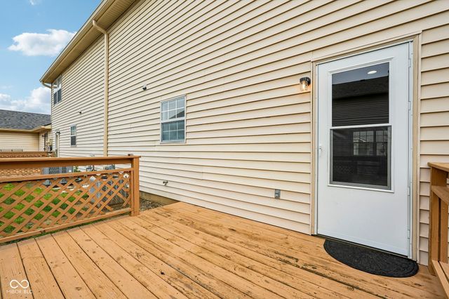 525 Paradise Way E C, Greenwood, IN 46143
