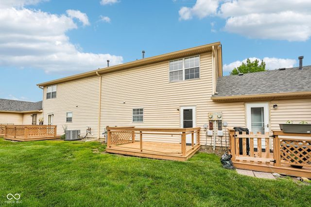 525 Paradise Way E C, Greenwood, IN 46143
