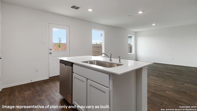 14741 Briscoe Downs, San Antonio, TX 78245