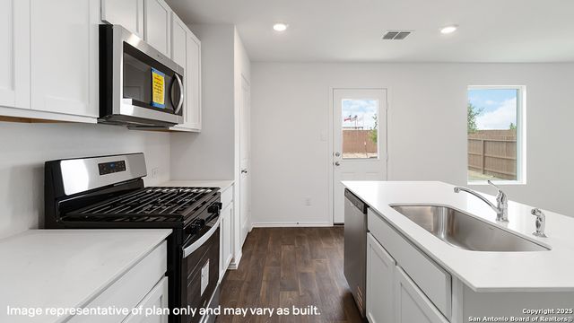 14741 Briscoe Downs, San Antonio, TX 78245