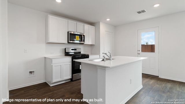 14741 Briscoe Downs, San Antonio, TX 78245