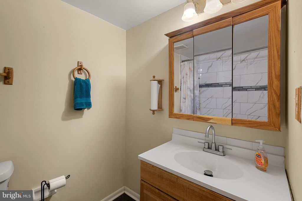 Image 30 of property listing at 11222 CHERRY HILL RD #202, Beltsville, MD 20705