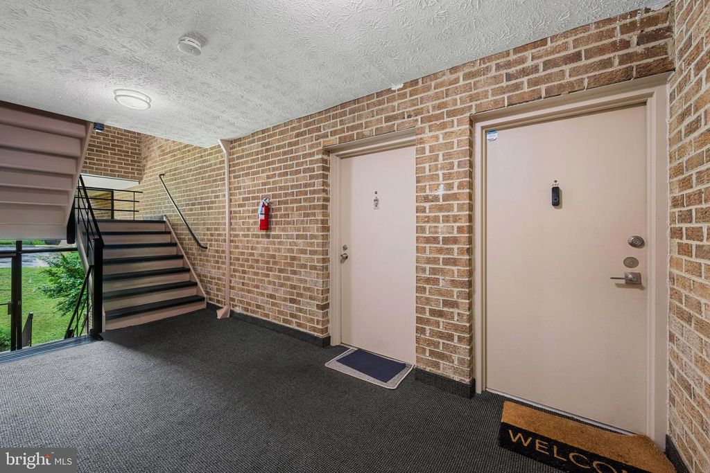 Image 35 of property listing at 11222 CHERRY HILL RD #202, Beltsville, MD 20705