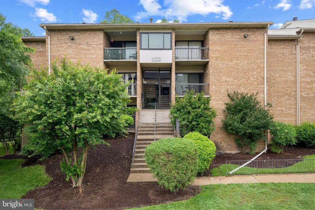 Image 36 of property listing at 11222 CHERRY HILL RD #202, Beltsville, MD 20705