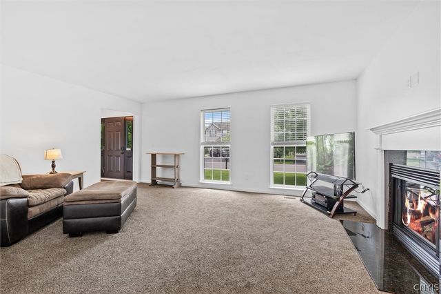 5549 Bingley Lane, Clay, NY 13041