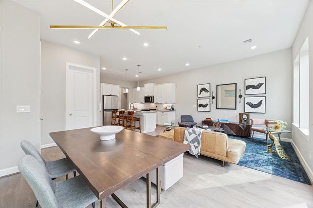 5213 Amber Sunrise Drive, Houston, TX 77018