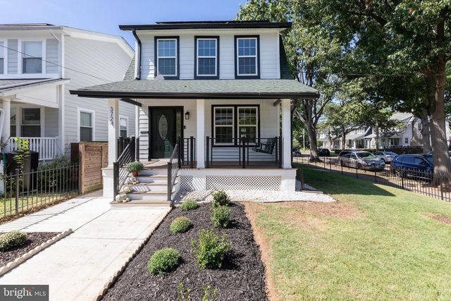 3724 24TH ST NE, Washington, DC 20018
