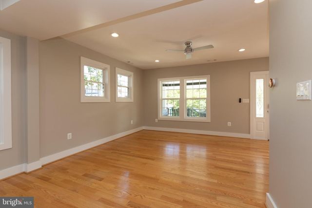 3724 24TH ST NE, Washington, DC 20018