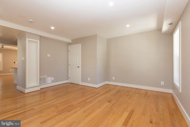 3724 24TH ST NE, Washington, DC 20018