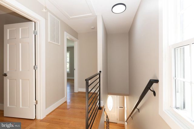 3724 24TH ST NE, Washington, DC 20018