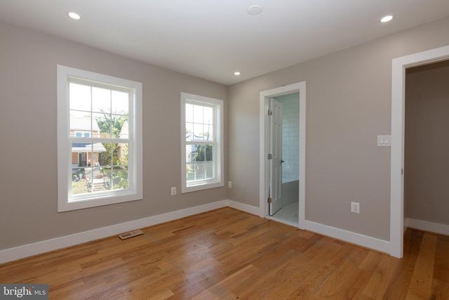 3724 24TH ST NE, Washington, DC 20018