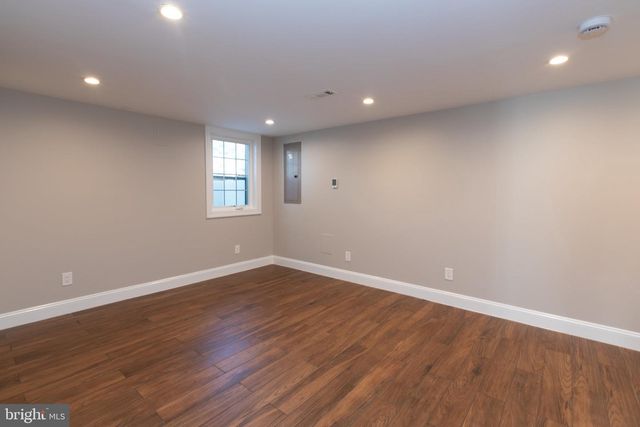 3724 24TH ST NE, Washington, DC 20018