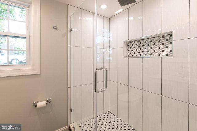 3724 24TH ST NE, Washington, DC 20018