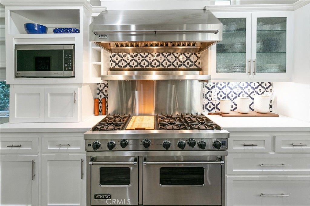 Image 10 of property listing at 343 Garden, Lake Arrowhead, CA 92352