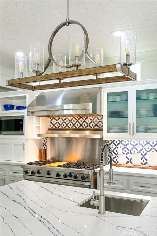 Image 14 of property listing at 343 Garden, Lake Arrowhead, CA 92352