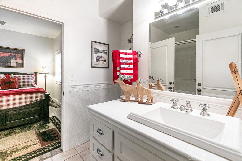 Image 30 of property listing at 343 Garden, Lake Arrowhead, CA 92352