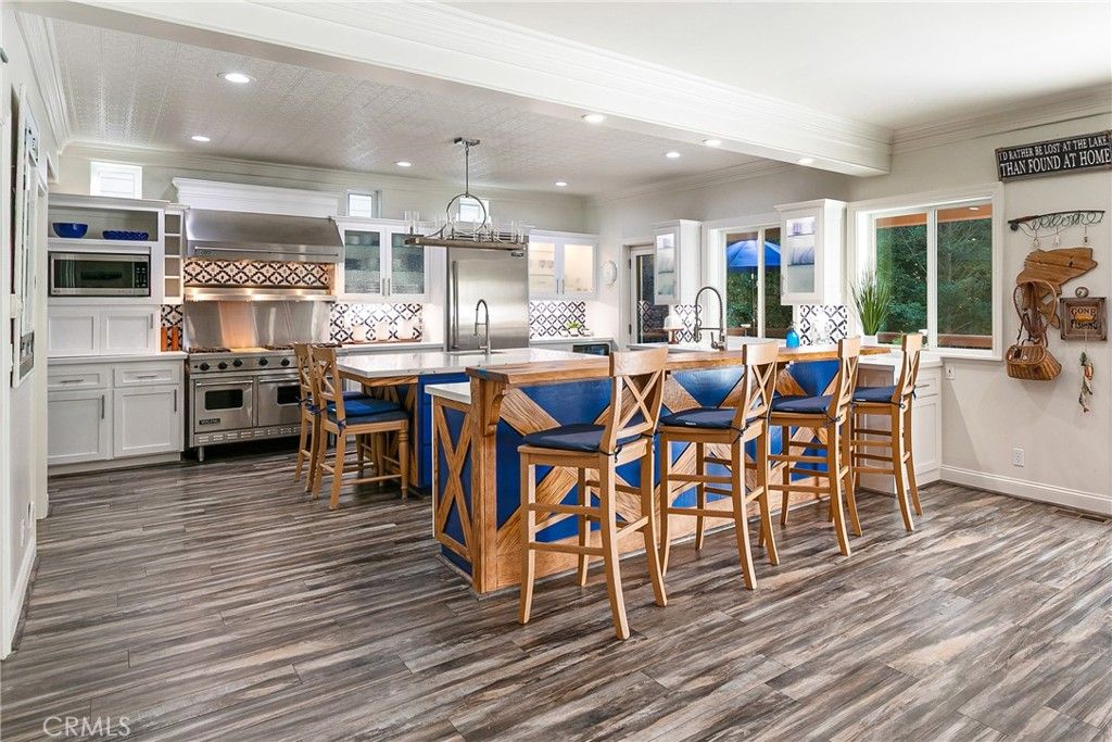 Image 6 of property listing at 343 Garden, Lake Arrowhead, CA 92352