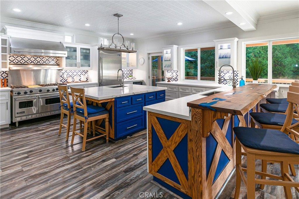 Image 7 of property listing at 343 Garden, Lake Arrowhead, CA 92352