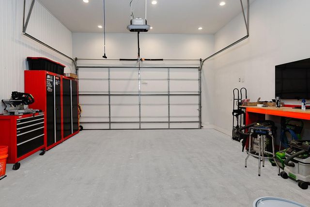 425 N Copa Palm Loop, Montgomery, TX 77316