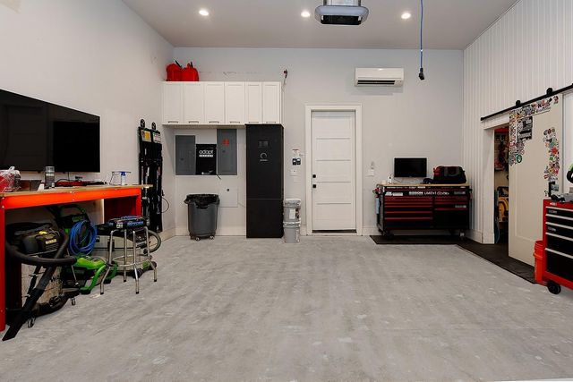 425 N Copa Palm Loop, Montgomery, TX 77316