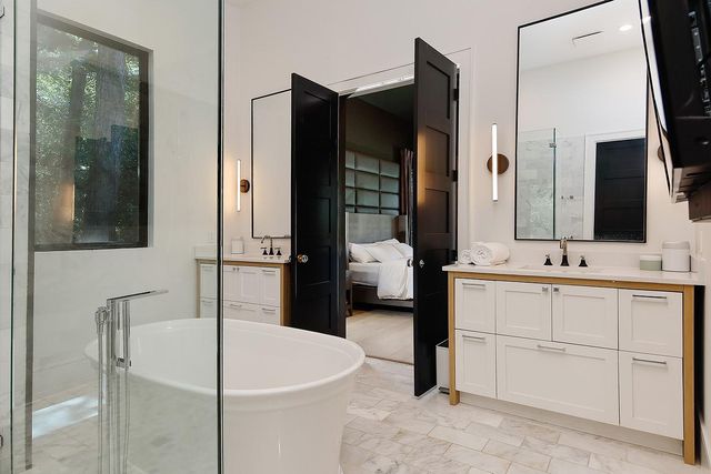 425 N Copa Palm Loop, Montgomery, TX 77316