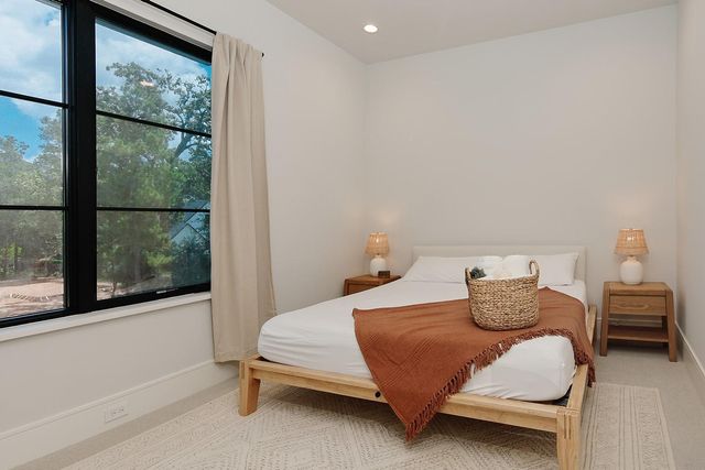 425 N Copa Palm Loop, Montgomery, TX 77316