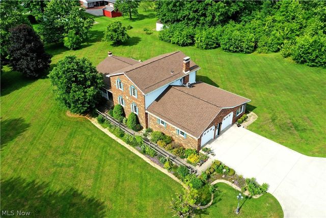 55 E South Range Road, North Lima, OH 44452