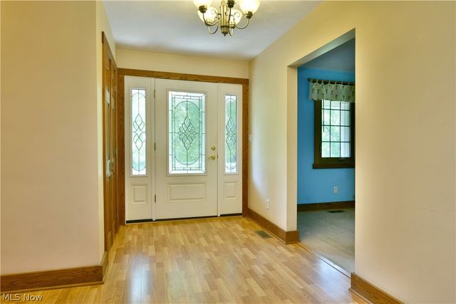 55 E South Range Road, North Lima, OH 44452