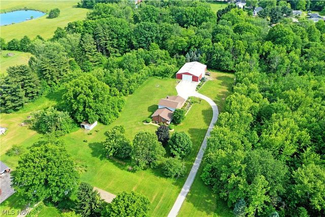 55 E South Range Road, North Lima, OH 44452