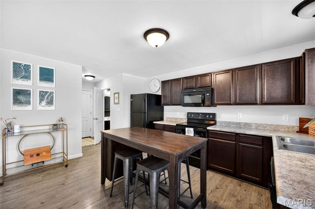 91 Cimarron Summit Way, Wentzville, MO 63385
