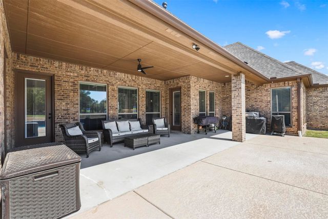 1012 Alicia Court, Weatherford, TX 76087