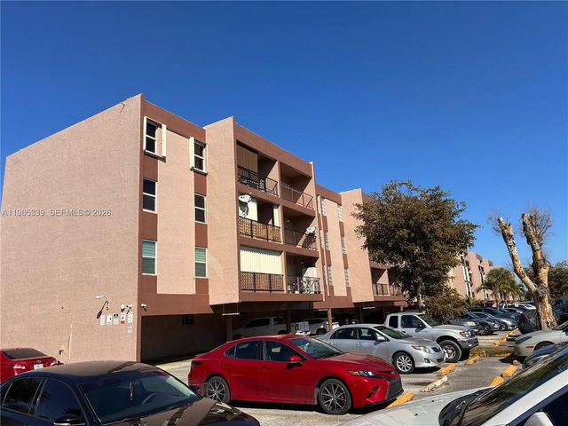 1900 W 68th Street G103, Hialeah, FL 33014