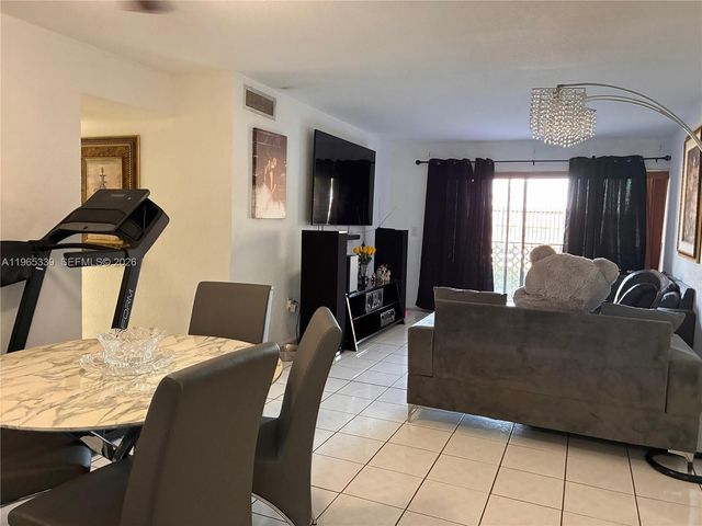 1900 W 68th Street G103, Hialeah, FL 33014