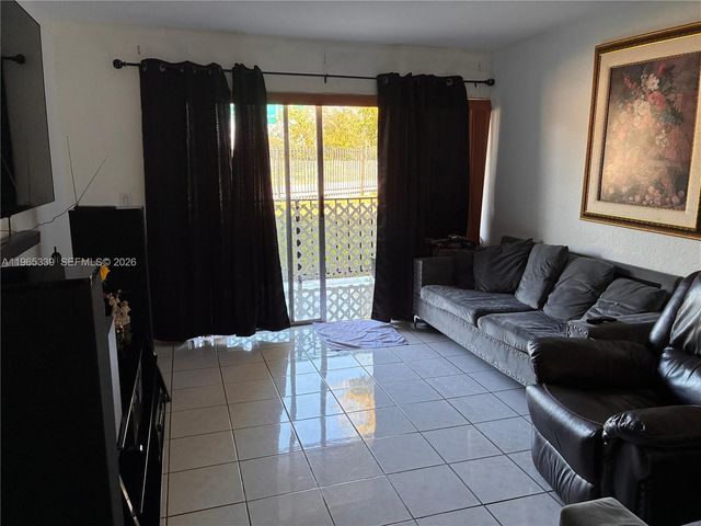 1900 W 68th Street G103, Hialeah, FL 33014