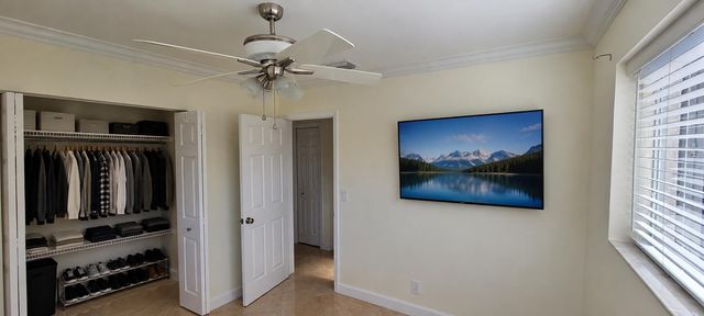 361 NW 42nd Street, Deerfield Beach, FL 33064