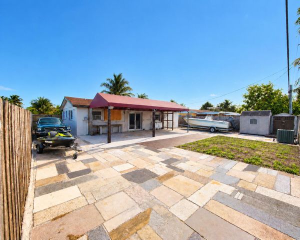 361 NW 42nd Street, Deerfield Beach, FL 33064