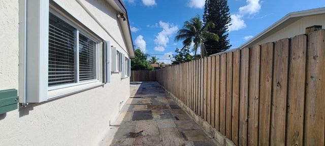 361 NW 42nd Street, Deerfield Beach, FL 33064