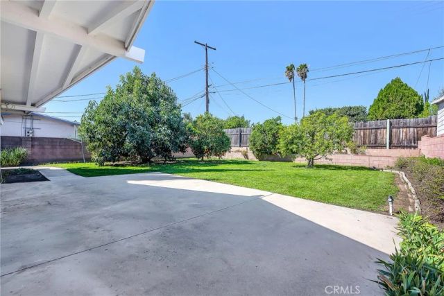 20553 Kittridge, Winnetka, CA 91306