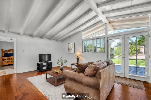 20553 Kittridge, Winnetka, CA 91306