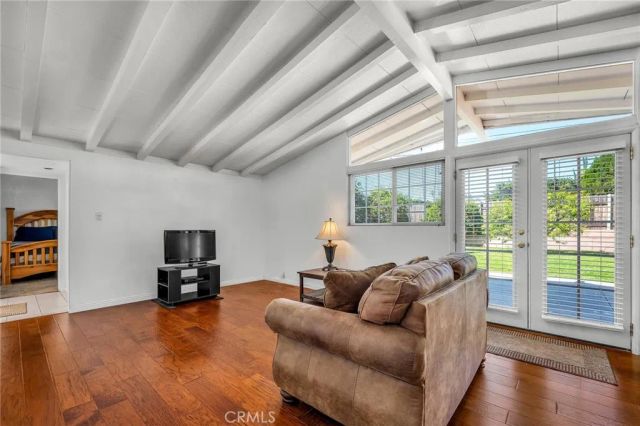 20553 Kittridge, Winnetka, CA 91306