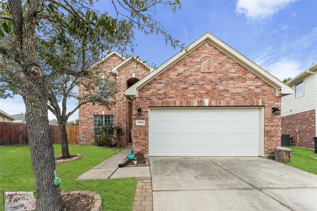 17806 Serene Shore Drive, Cypress, TX 77429