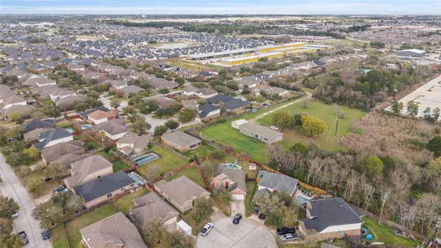 17806 Serene Shore Drive, Cypress, TX 77429