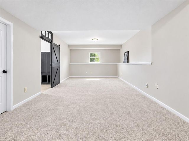 412 Duncan Drive, Liberty, MO 64068