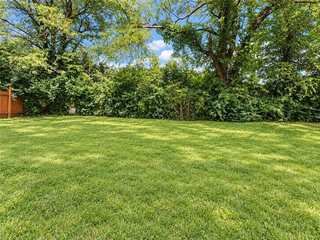 412 Duncan Drive, Liberty, MO 64068