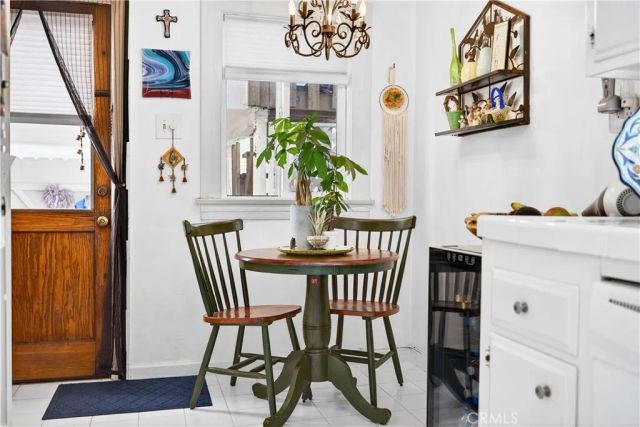 40 La Verne Avenue, Long Beach, CA 90803